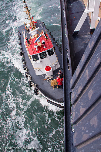Pilot Boat at Halifax Harbor JN050068